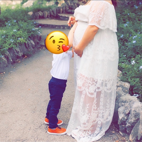 Boho Lace Maternity Gown - Picture 3 of 3